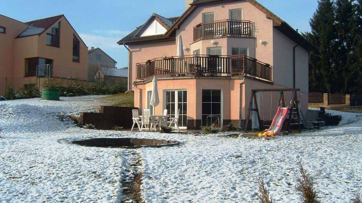 Vranov Villa | Villa with indoor pool, sauna and games room