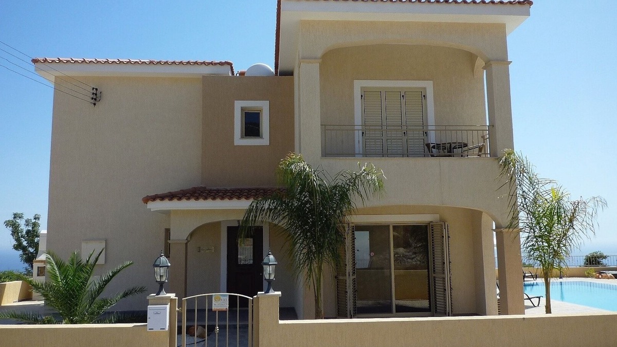 Peyia Town Villa | Villa with Large Private Pool and Sea/Hill Views