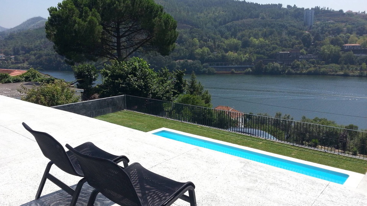 Melres Villa | Villa with magnificent views of the Douro near beaches and 15 minutes from Porto
