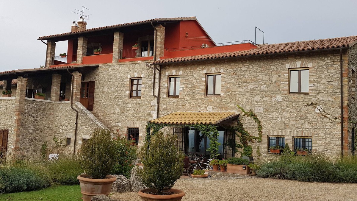 San Terenziano House | Villa with Pool and Territorial Views; Small Village