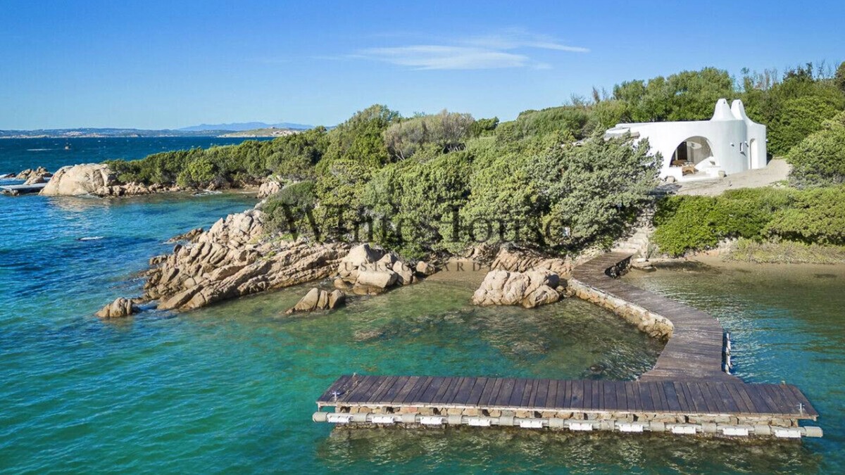Liscia di Vacca Villa | Villa with Pool, Beach, Wharf in Porto Cervo