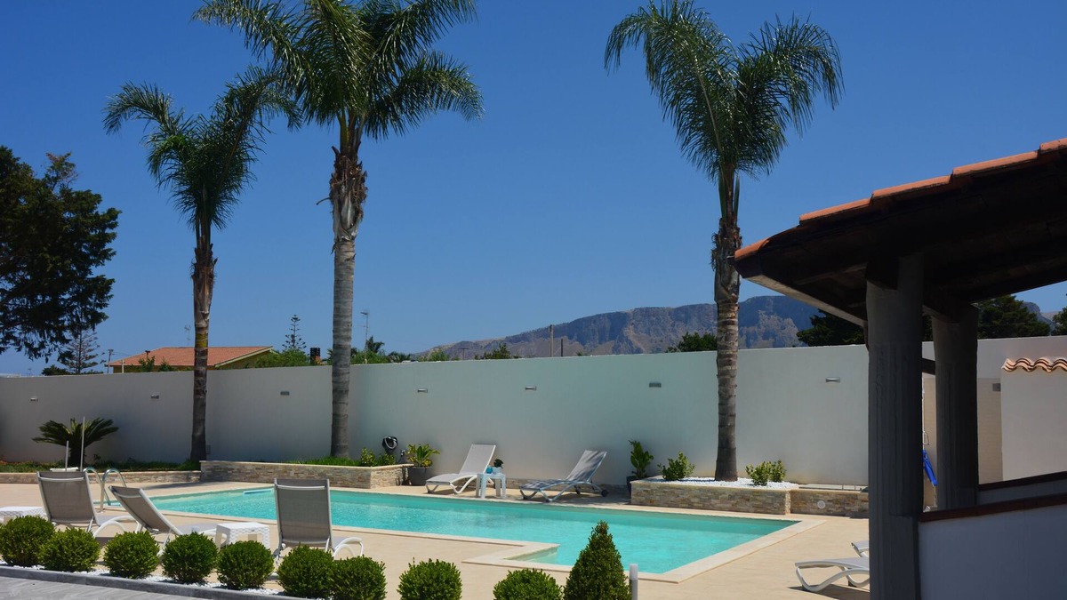 Trappeto Villa | Villa with pool 800mt from the sea Trappeto 8 places
