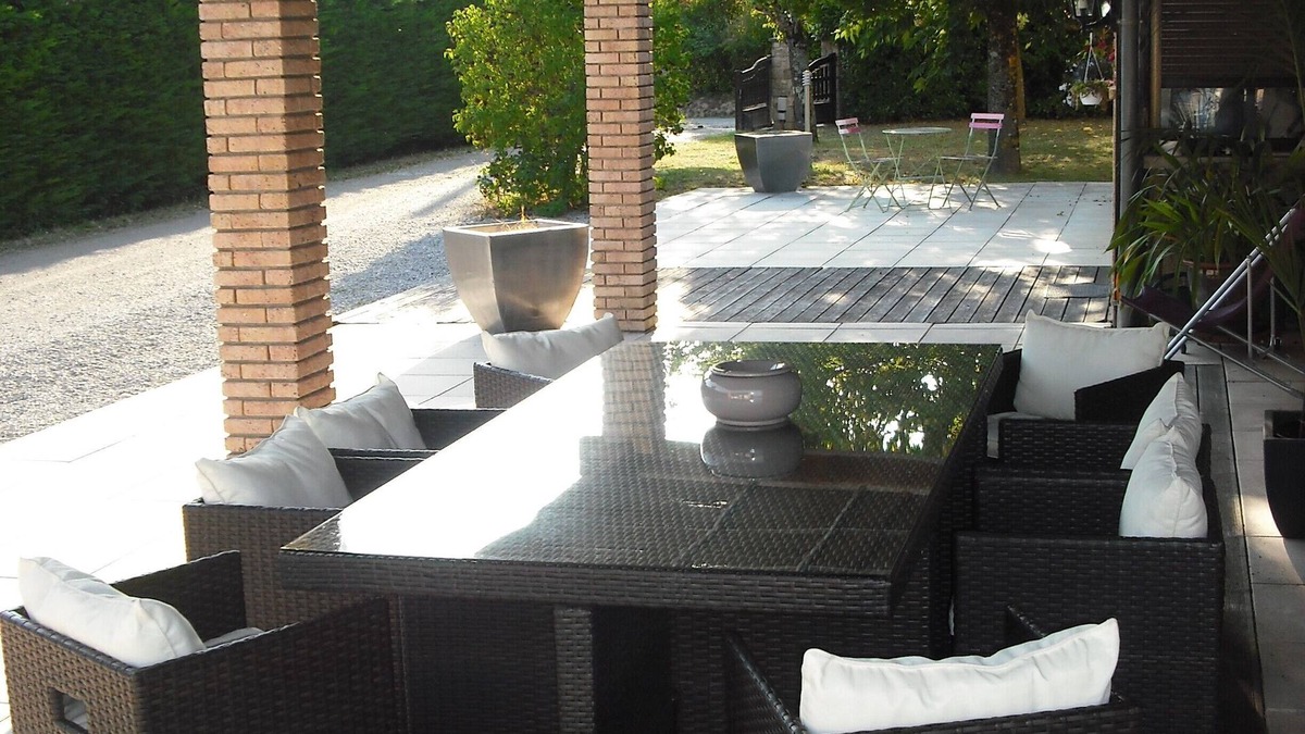 Lanuejouls Villa | Villa with pool, a small corner of paradise in Aveyron