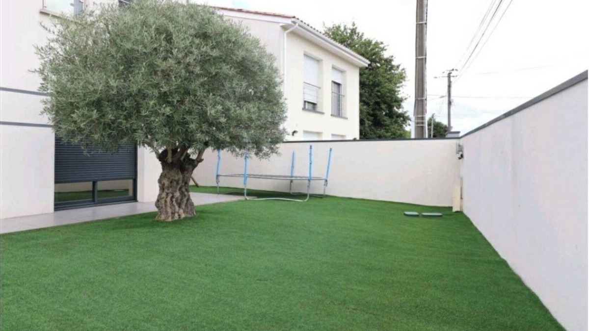 Parempuyre Villa | Villa with pool and spa for unforgettable moments with family or friends.