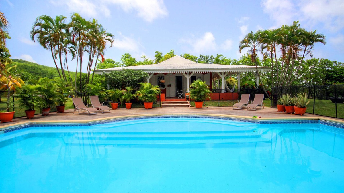 Le Robert Villa | Villa with pool and ocean view (MQRO08)