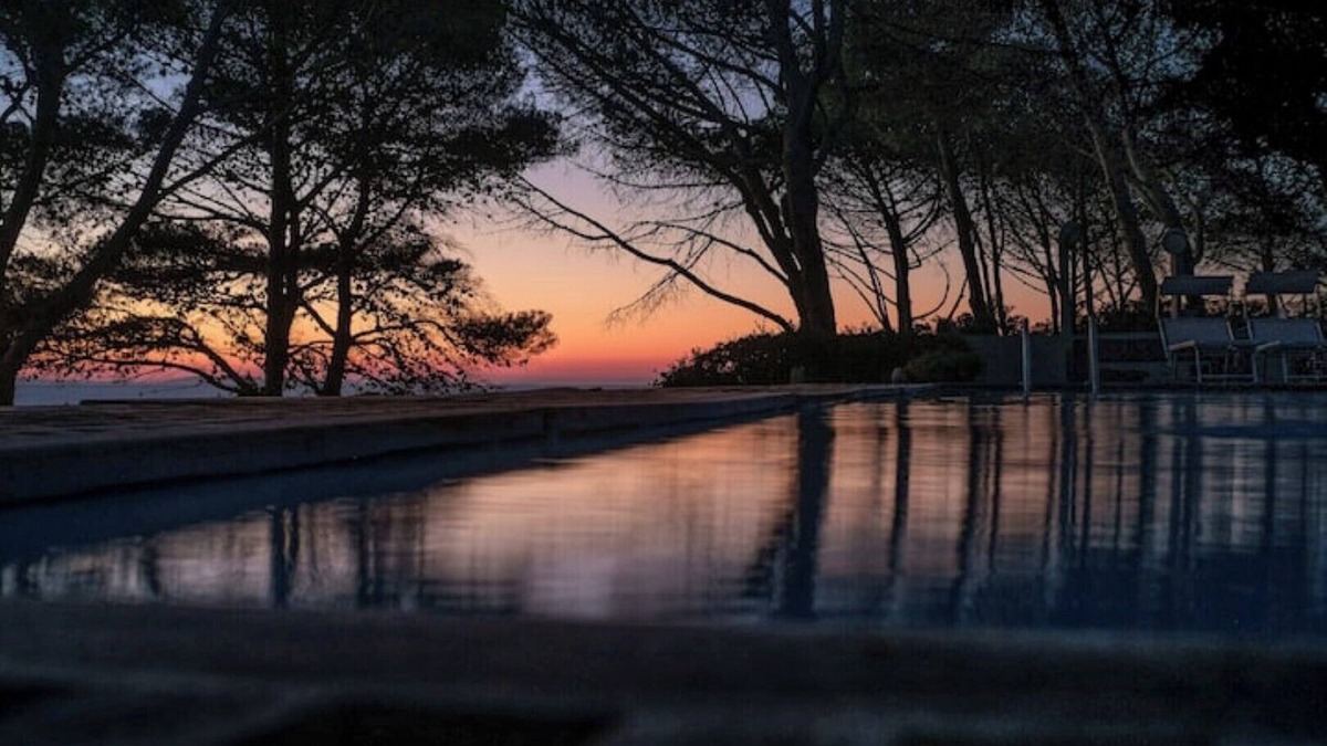 Capo D'arco Cottage | Villa with pool in the park, only 100 meters from the sea