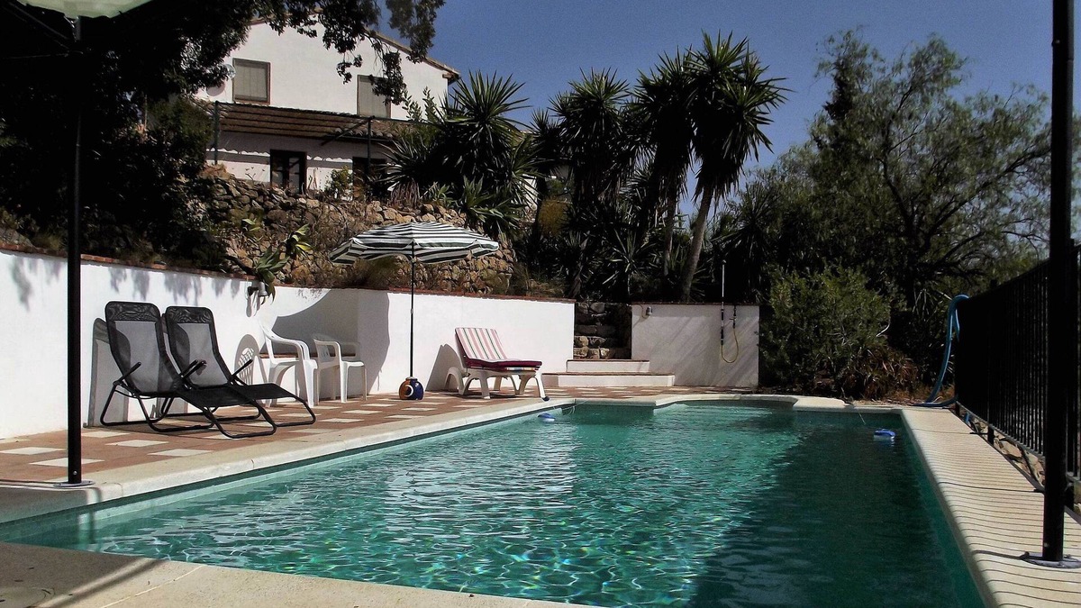 Rio Velez Villa | Villa with pool on a hill with fantastic distant views,with AC in the bedrooms