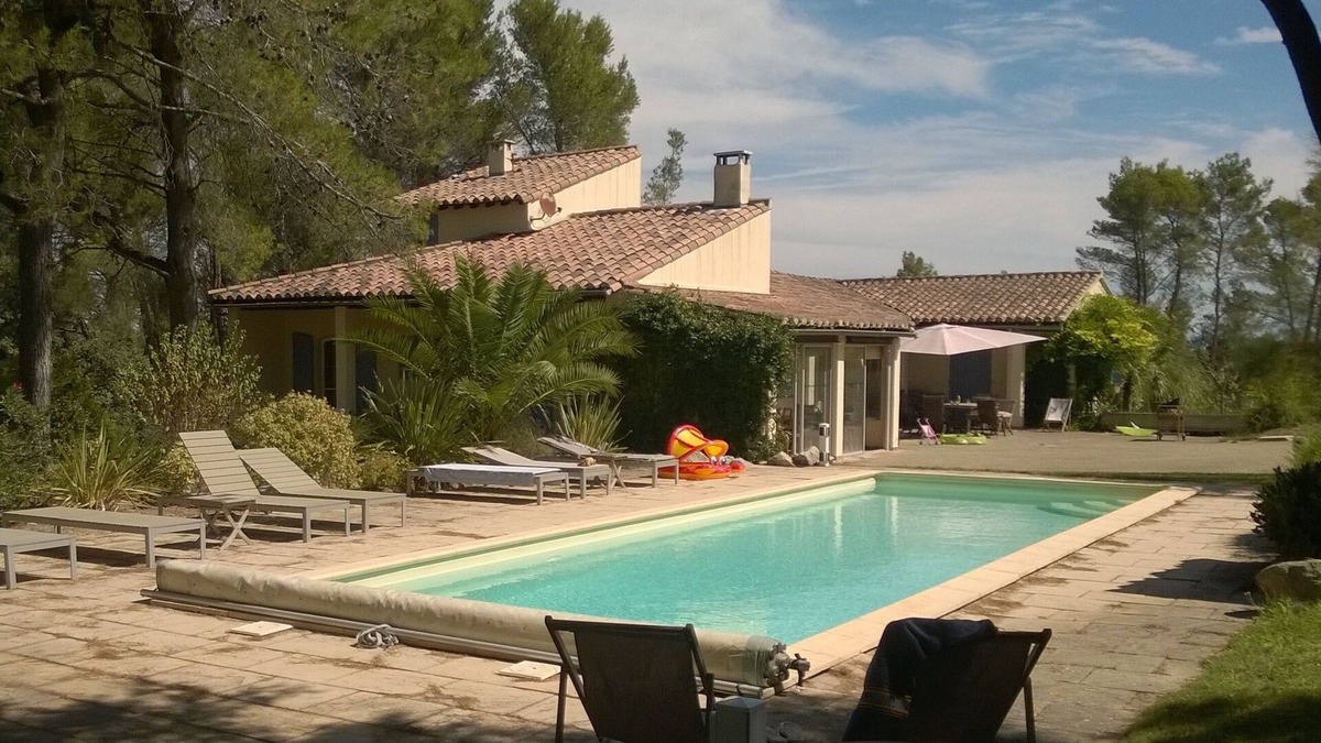 Barbentane Villa | Villa with Pool, Privacy and Magnificent View
