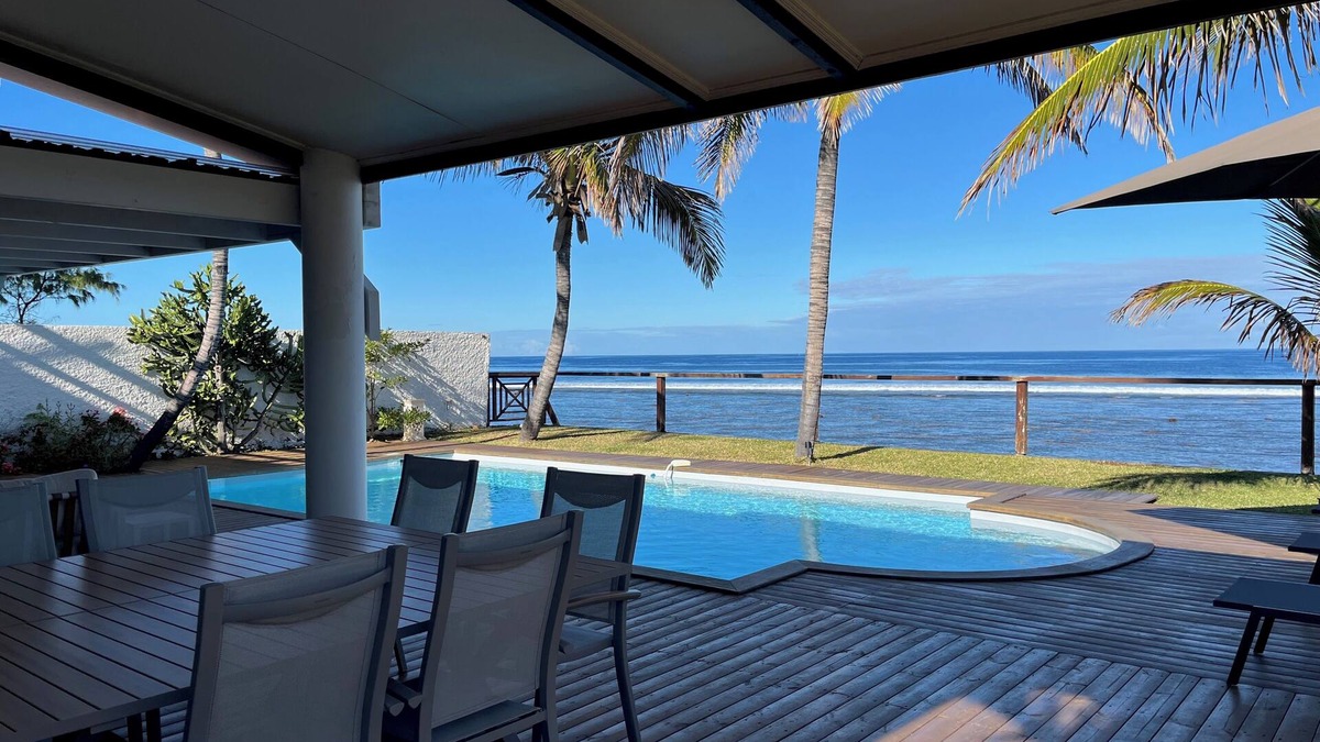 Trois-Bassins Villa | Villa with pool, waterfront, sea view