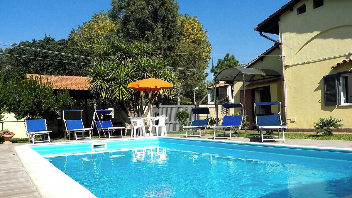 Villaggio Coppola Villa | Villa with private pool and garden, not far from the sea