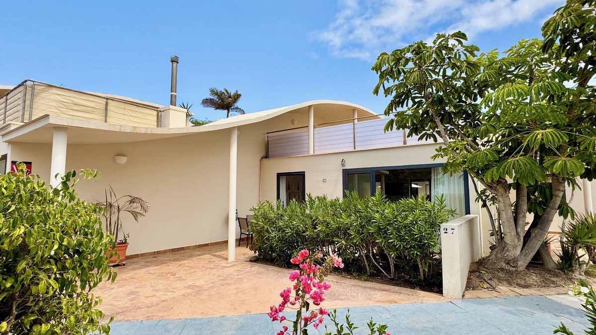 Bahia Calma House | Villa with private pool, glas fibre internet, close to ocean, protected patio