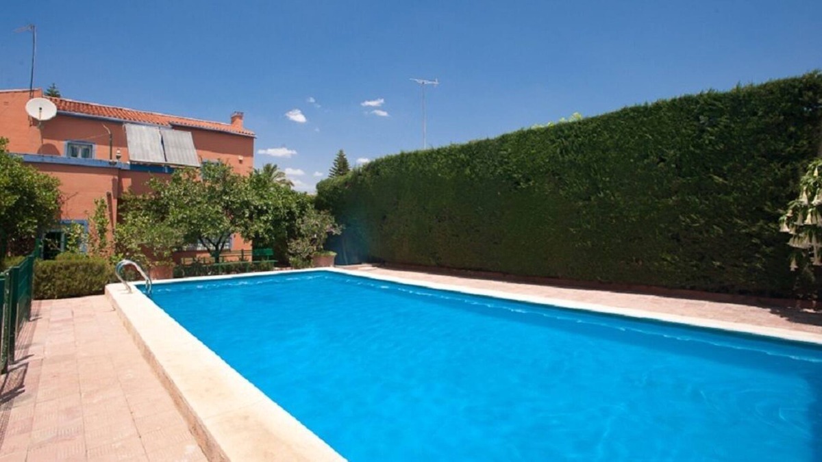 Dos Hermanas House | Villa with private pool and 1000 m2 of gardens and orange