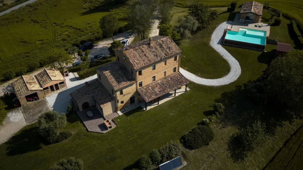 Loro Piceno House | Villa with private pool and wellness area in the heart of Le Marche