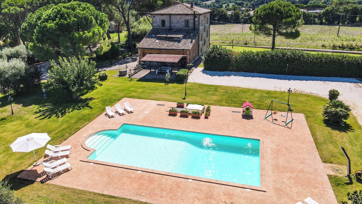 Fratta Villa | Villa with private pool, soccer end volley field, children games near Todi
