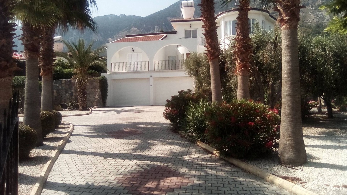 Kyrenia District Villa | Villa with Private Pool, Sea and Mountain Views