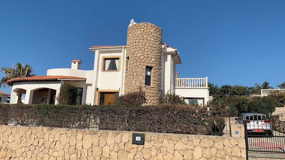 Bahceli Villa | Villa with Private Pool and Sea Views