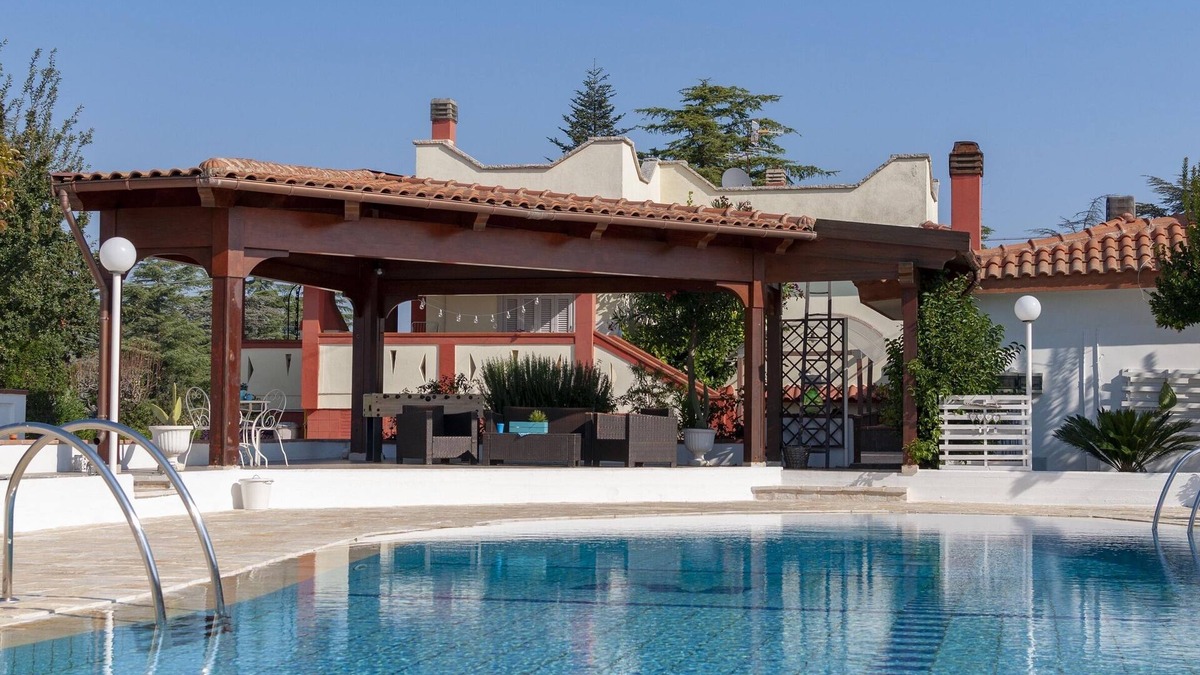 Impalata Villa | Villa with Private Pool in Puglia for 8 people
