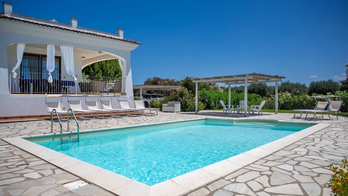 Alghero Villa | Villa with private pool, comfortable, near the sea, Alghero, Sardinia
