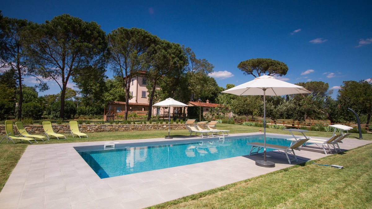 Le Piazze Villa | Villa with private pool, 7bedrooms, in Tuscan country between Cortona and Arezzo