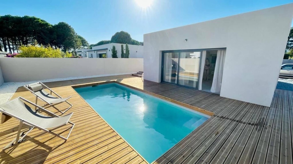 Cala Rossa Villa | Villa with private pool, lentre terre et mer