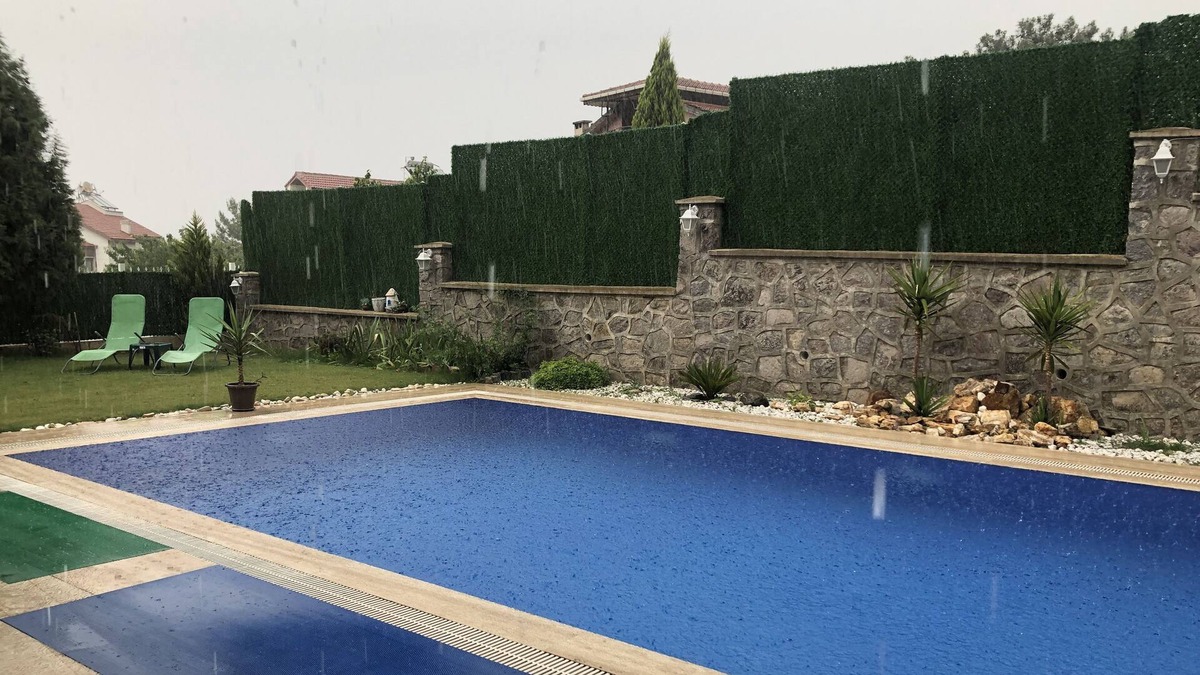 Kemalpasa Villa | VILLA WITH PRIVATE POOL