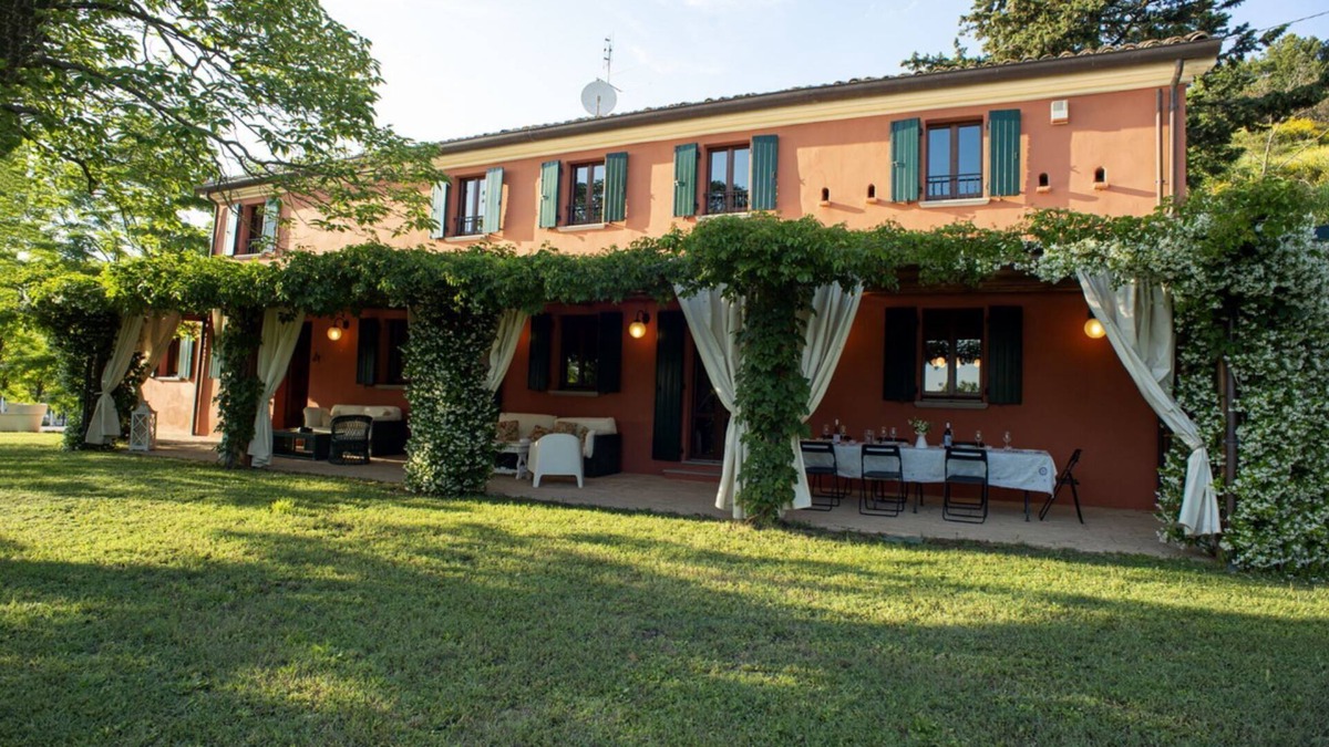 Fiorenzuola di Focara House | Villa with private semi inground pool close to the beach