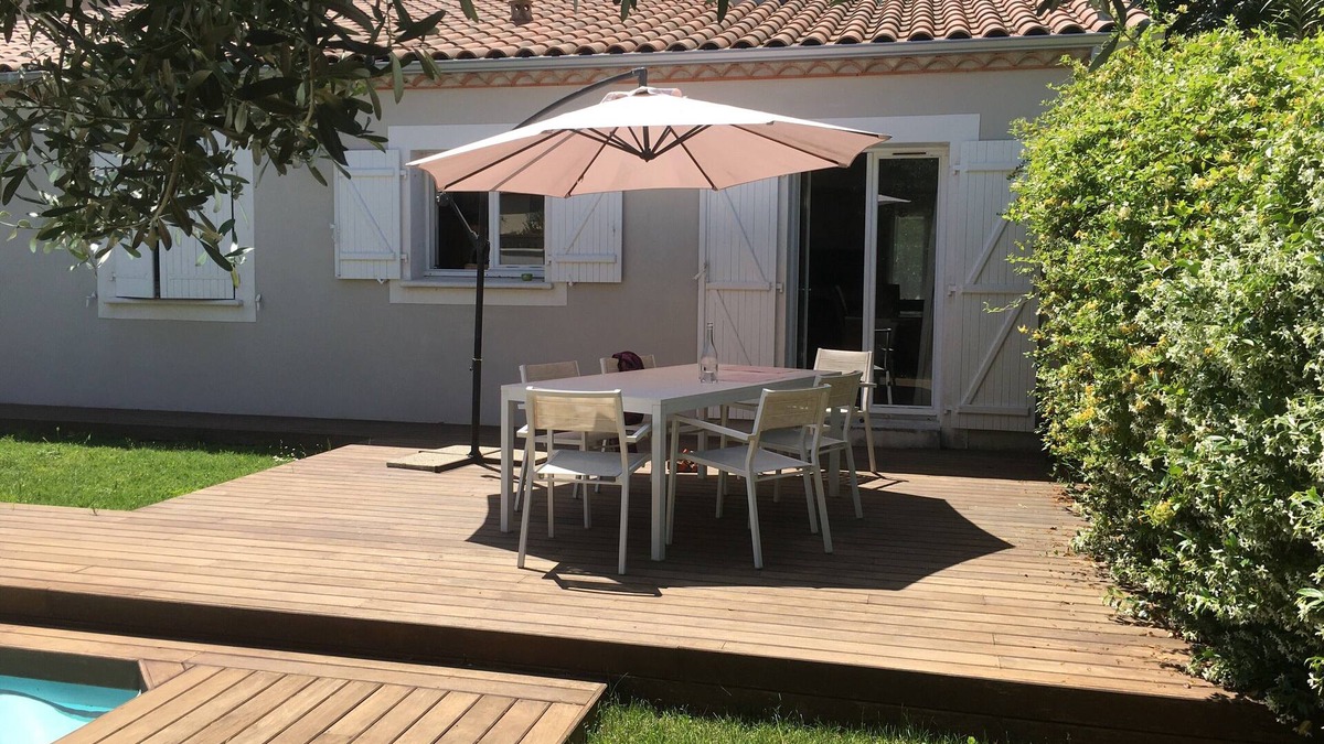 Teyran House | Villa with quiet pool