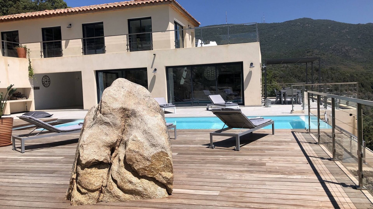 Coti-Chiavari Villa | Villa with sea view and heated pool in Coti-Chiavari
