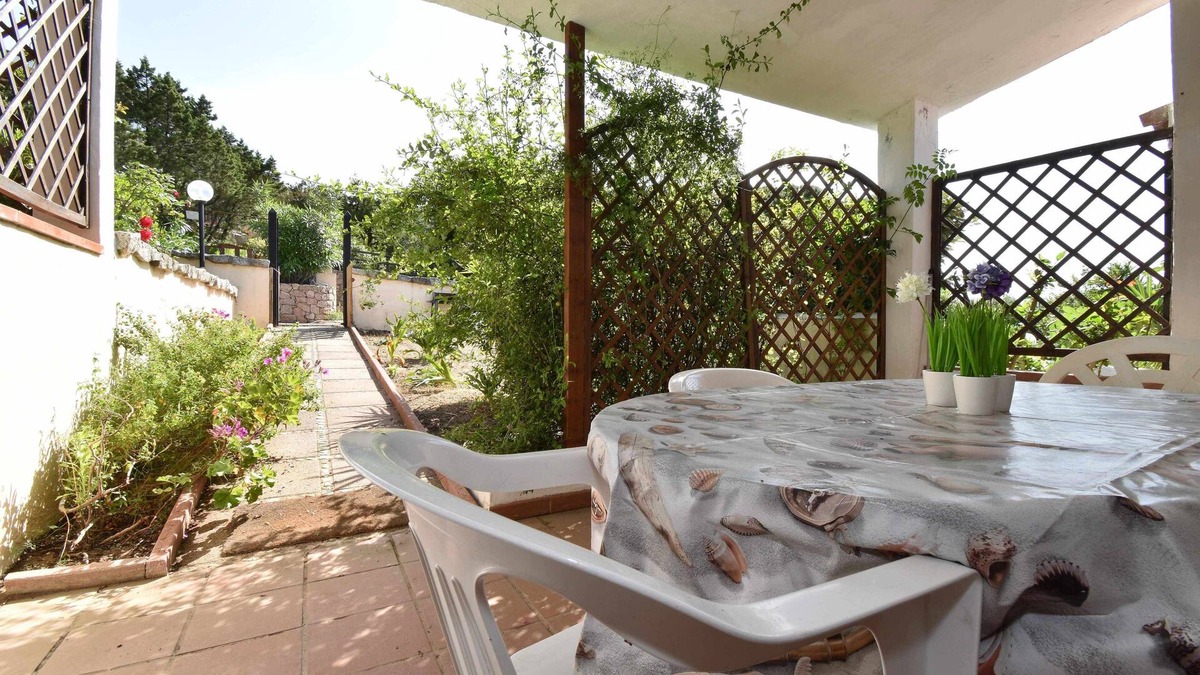 Rena Majore House | Villa with sea view in Residence with swimming pool