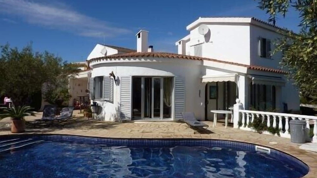 Cap Roig House | Villa with solar heated pool for 8 persons 200m from the sea