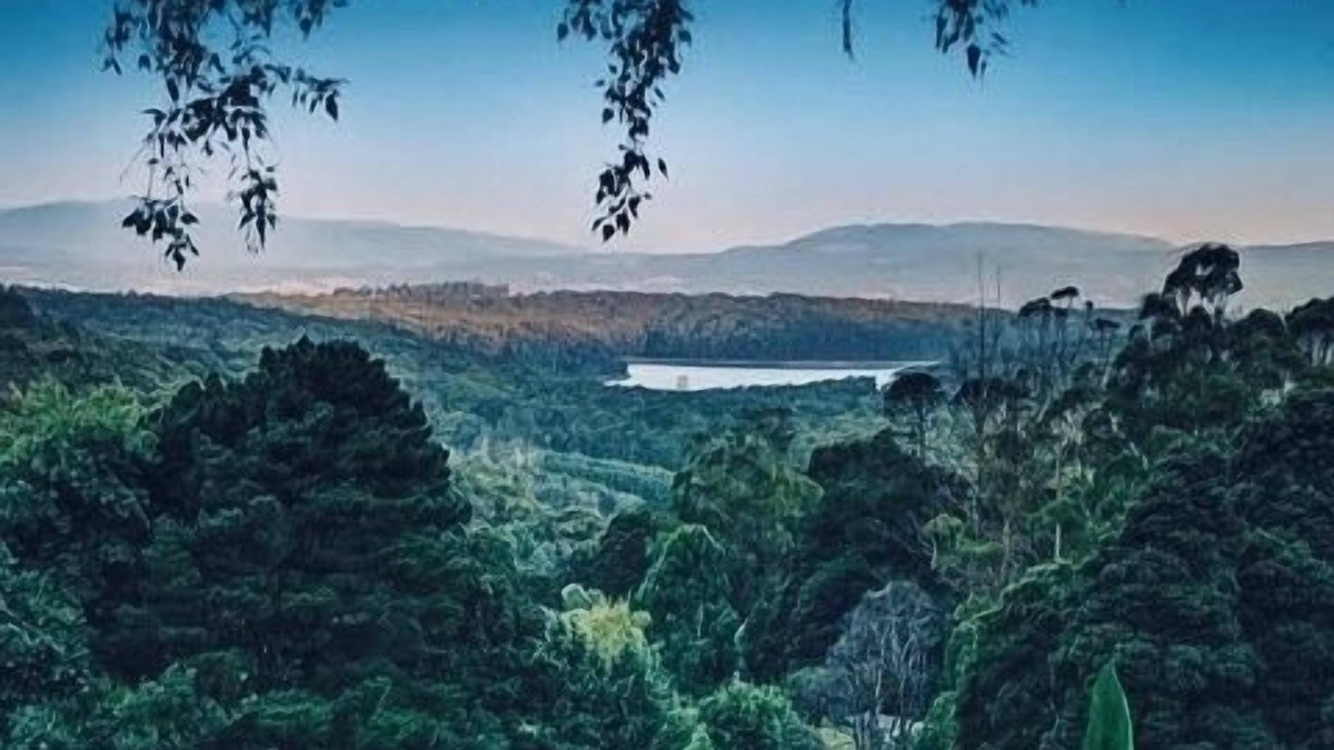 Kalorama Villa | Villa with Spa and Breathtaking Views of Dandenong Ranges
