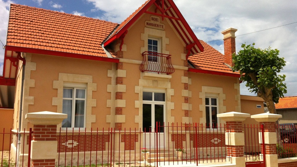 Lacanau-Ocean Villa | Villa with Spa combining charm of the old and modern 2 steps from the beaches
