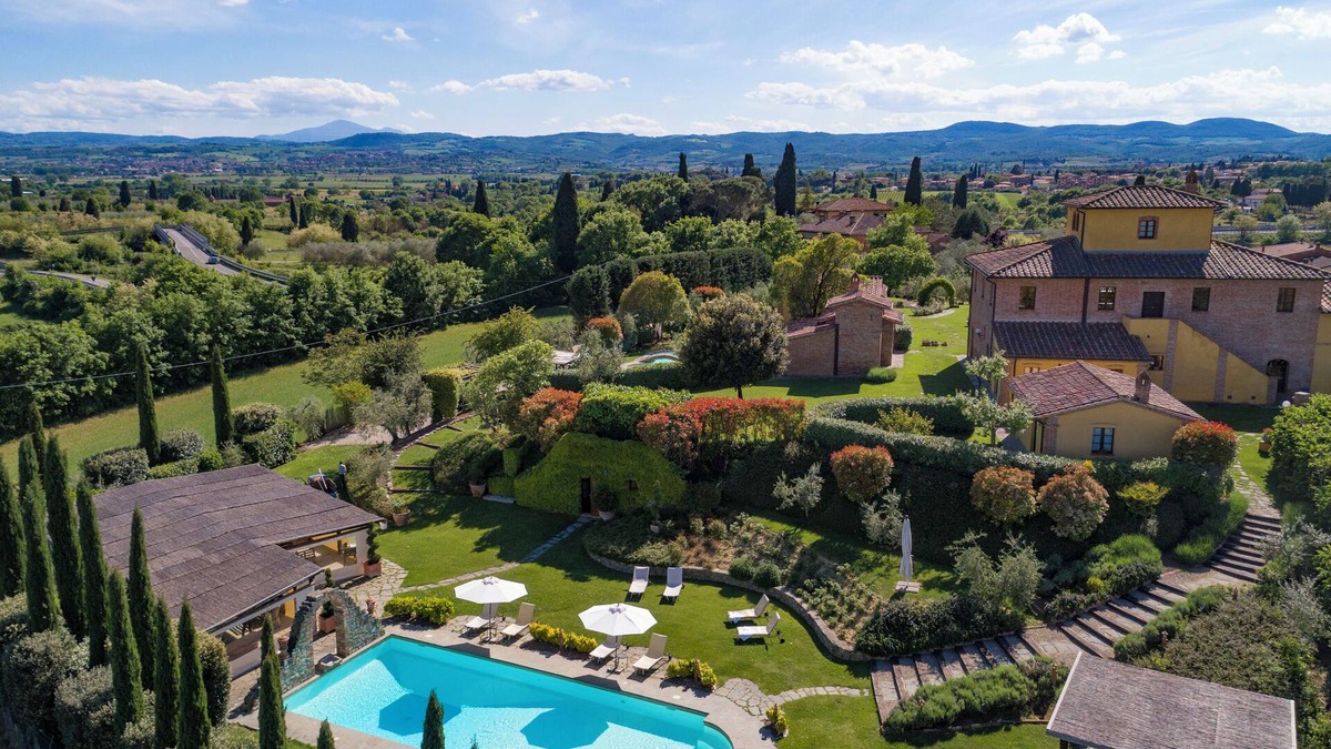 Santarello Villa | Villa with stunning pool and chef: Perfect Vacation for Families and Friends