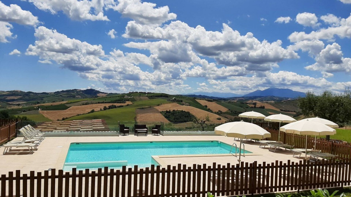 Carassai House | Villa with stunning views and private pool