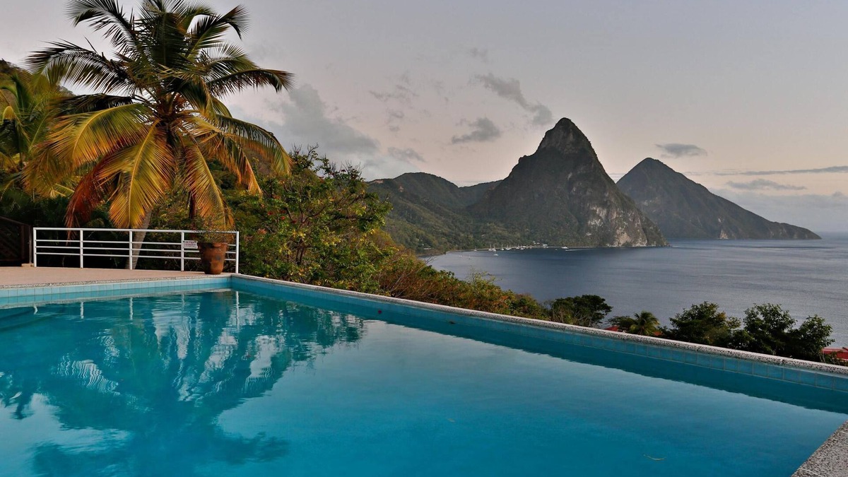 Soufriere Villa | Villa with stunning views - CHEF, Housekeeper services.