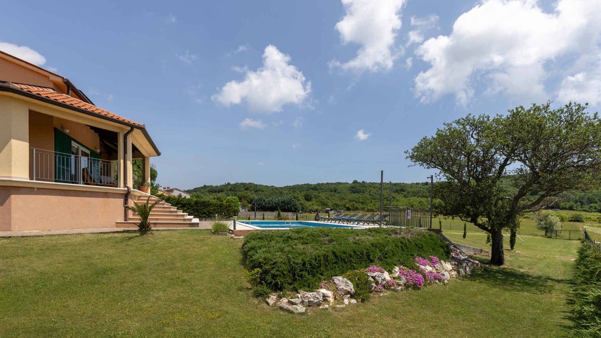Salakovci Villa | Villa with swimming pool in a quiet area