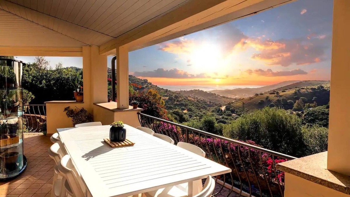 Strugas Villa | Villa with Terrace overlooking the Sea