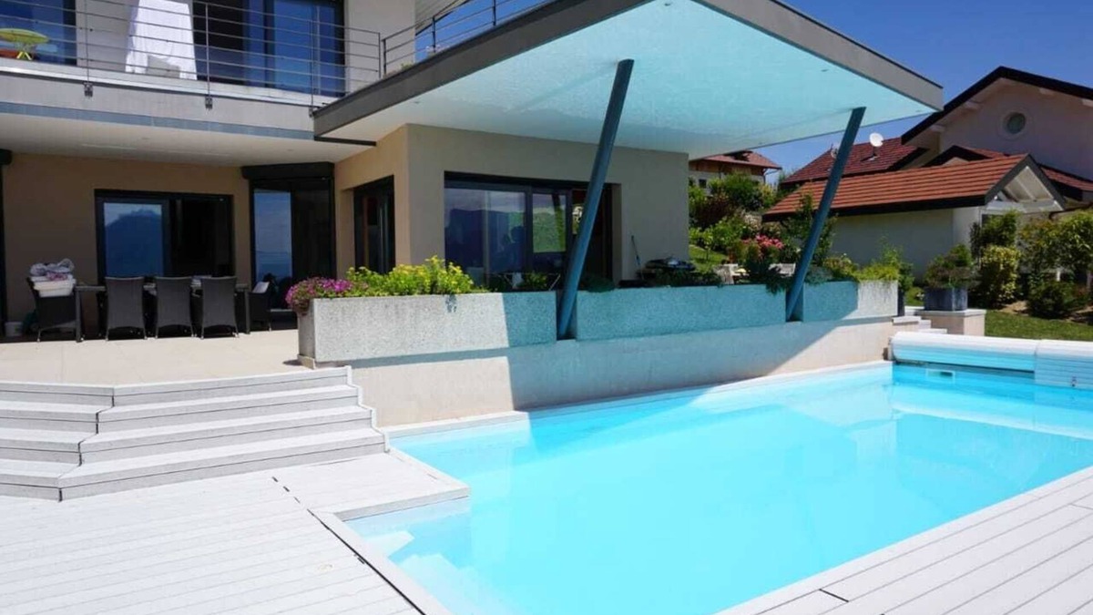 Pringy Villa | Villa with unique views of Annecy, lake and mountains near ski resorts