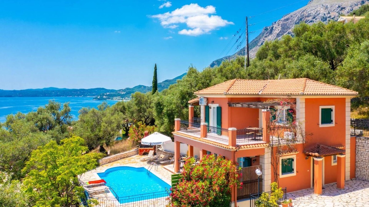 Petaleia Villa | Villa Youla - Three Bedroom Villa, Sleeps 6