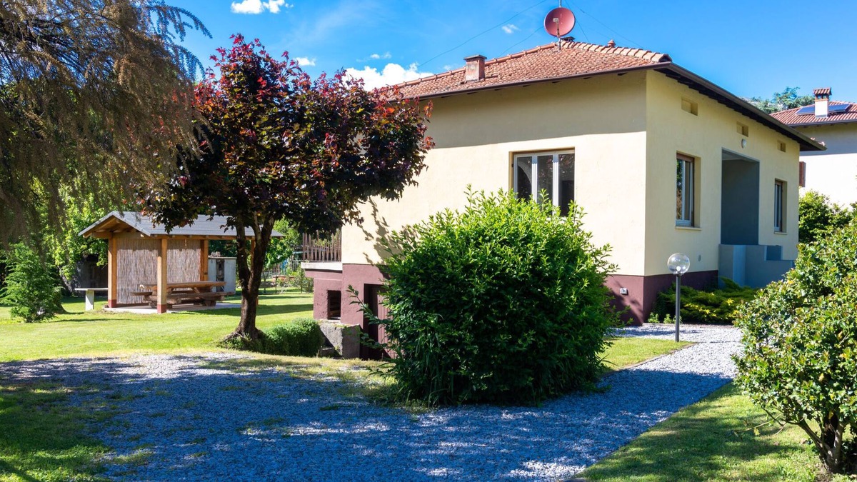 Colico House | Villa Zaferina (CCO113) by Interhome