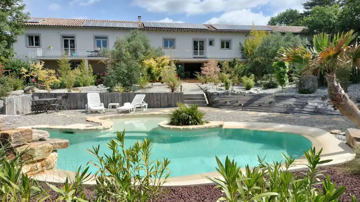 Vaudreuille Villa | Villa 'Zen Et Tropicale' with Mountain View, Shared Pool and Wi-Fi