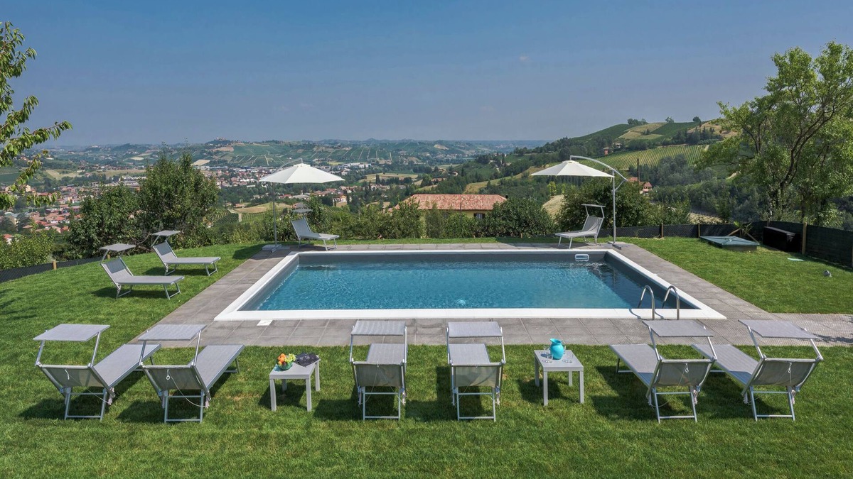 Canelli Villa | Villa Zeta- design villa with private pool overlooking the UNESCO hills