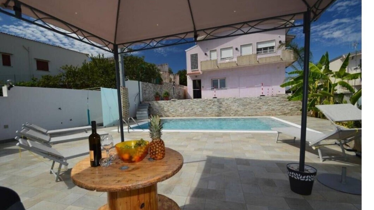 Alcamo Villa | VILLA ZEUS WITH PRIVATE POOL