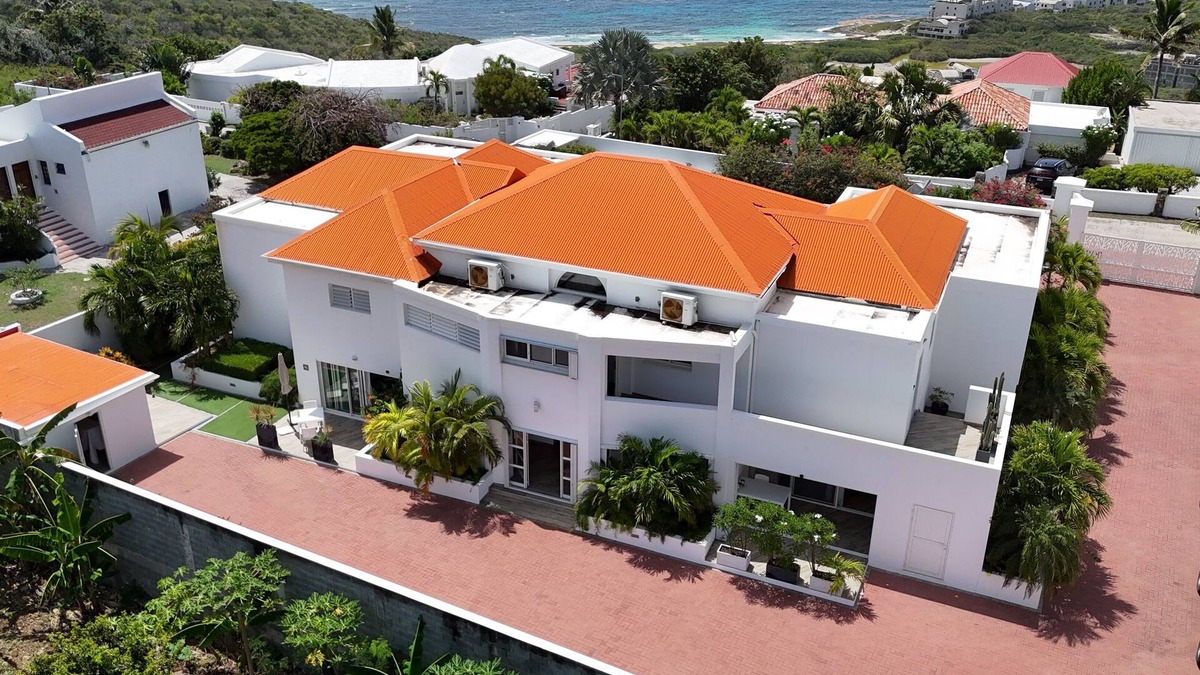 Dawn Beach Estates Villa | Villado
