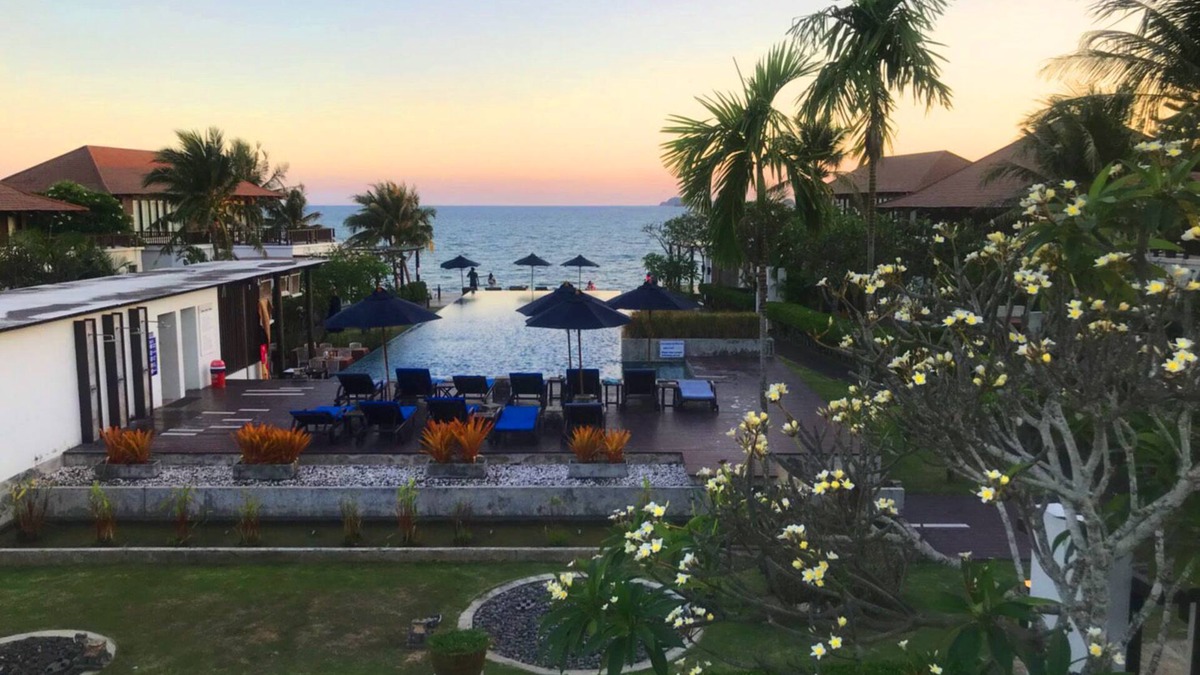 Chakphong House | Village 5 bedrooms- The Oriental Beach