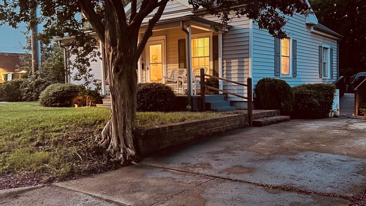 Southwest Raleigh House | Village District - Historic 2-bedroom house in Raleigh