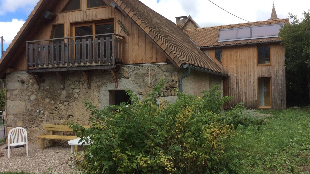 St-Baudille-et-Pipet House | Village house at the foot of the Obiou massif (Trieves) with garden, sleeps 6