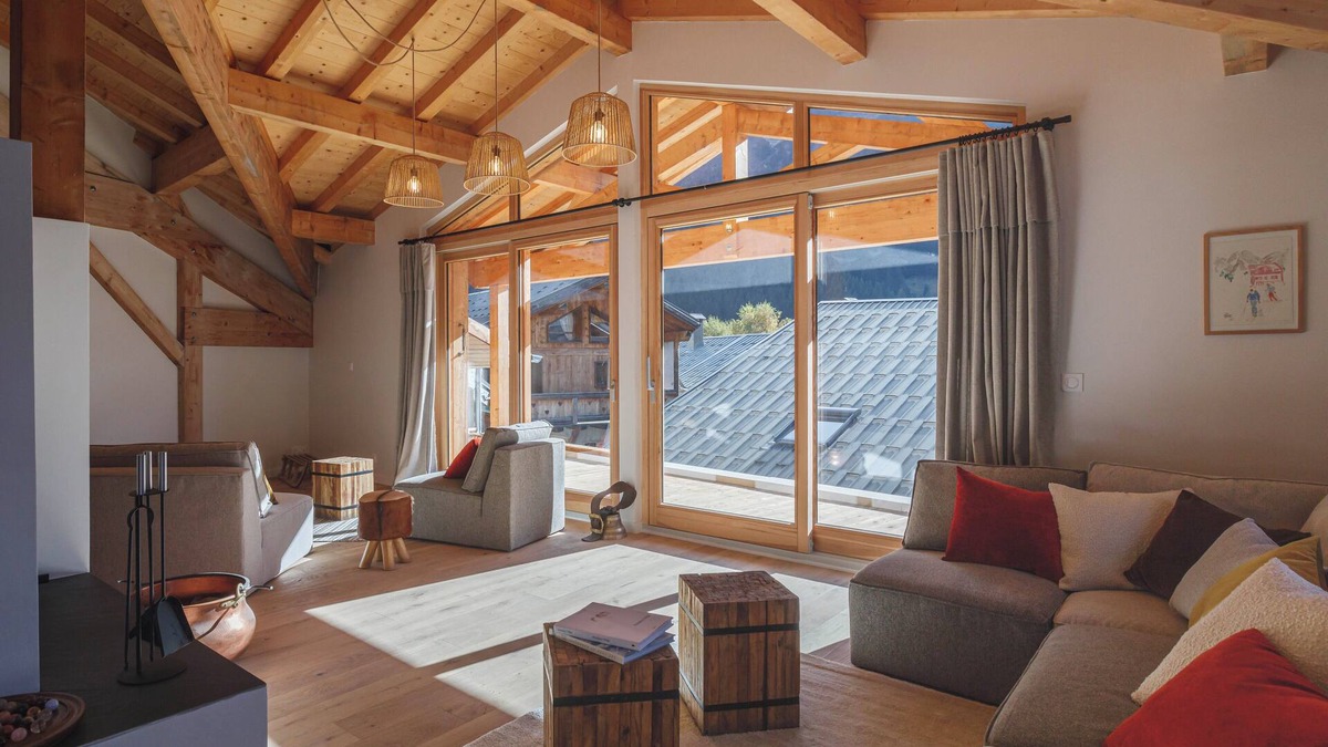 Champagny-en-Vanoise Ski Chalet | Village house 220m² - 6 bedrooms 12 to 17 sleeps - Champagny en Vanoise