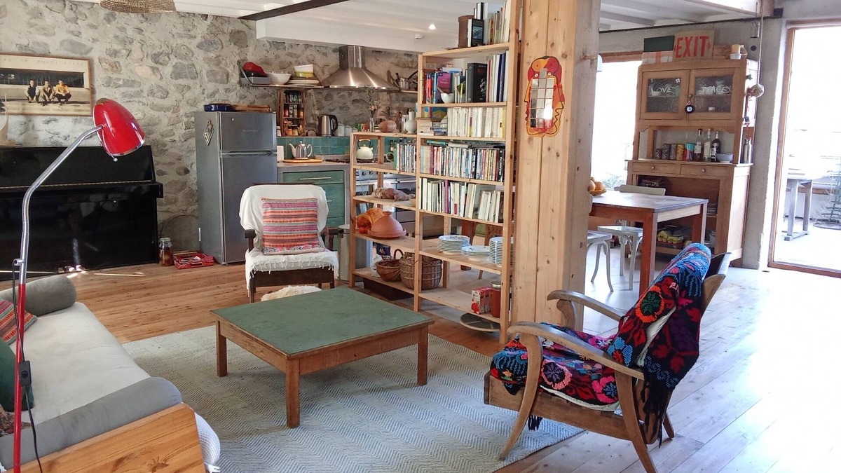 Baratier House | Village house 1 km from the lake, 100 m from the shuttle to Les Orres.