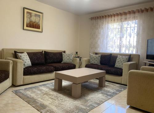 Sakës Villa | Village house